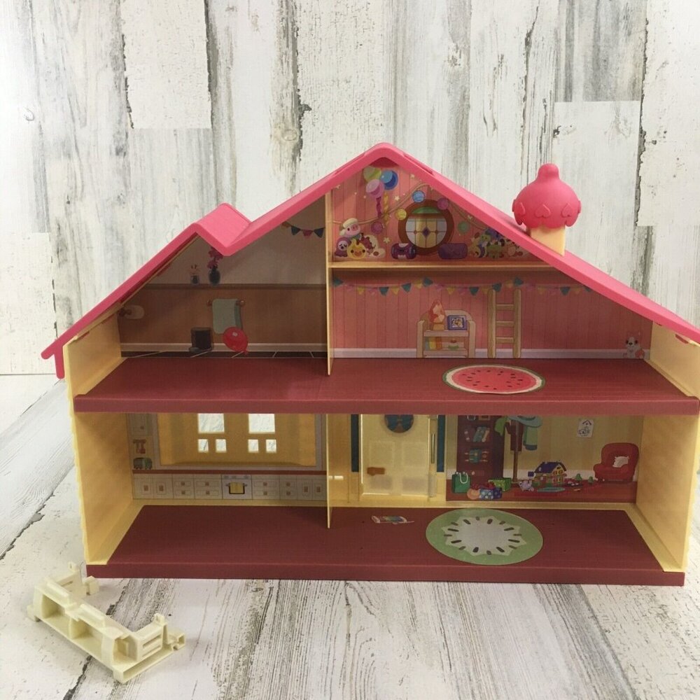 Bluey Family House Celebration Home Birthday Playset Dollhouse with Porch Blue